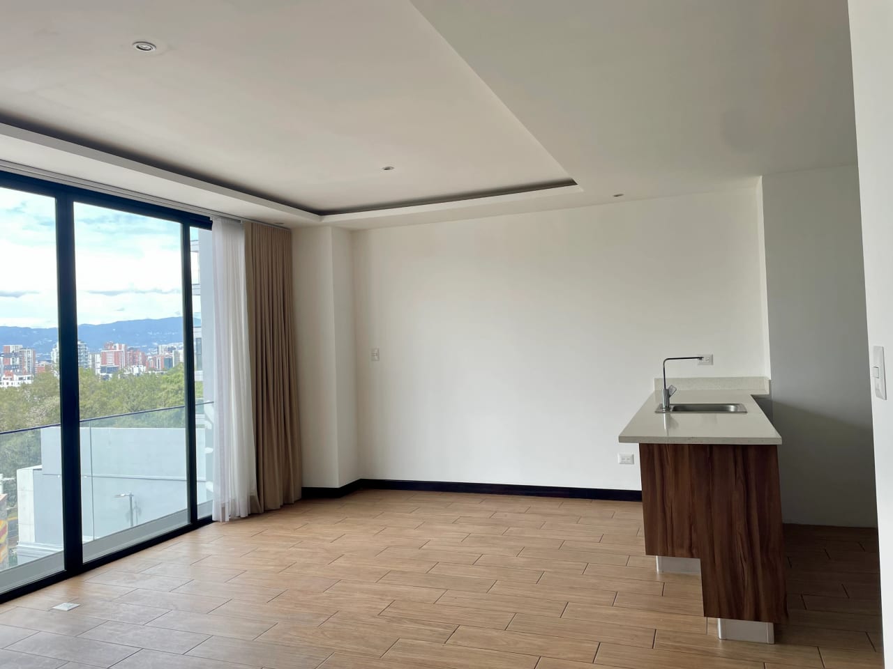 Apartamento de 3 Habitaciones en Vista Hermosa 1 zona 15 — Apartamento en Alquiler en Vista Hermosa I, Zona 15, Guatemala, Ciudad — foto 5 de 17