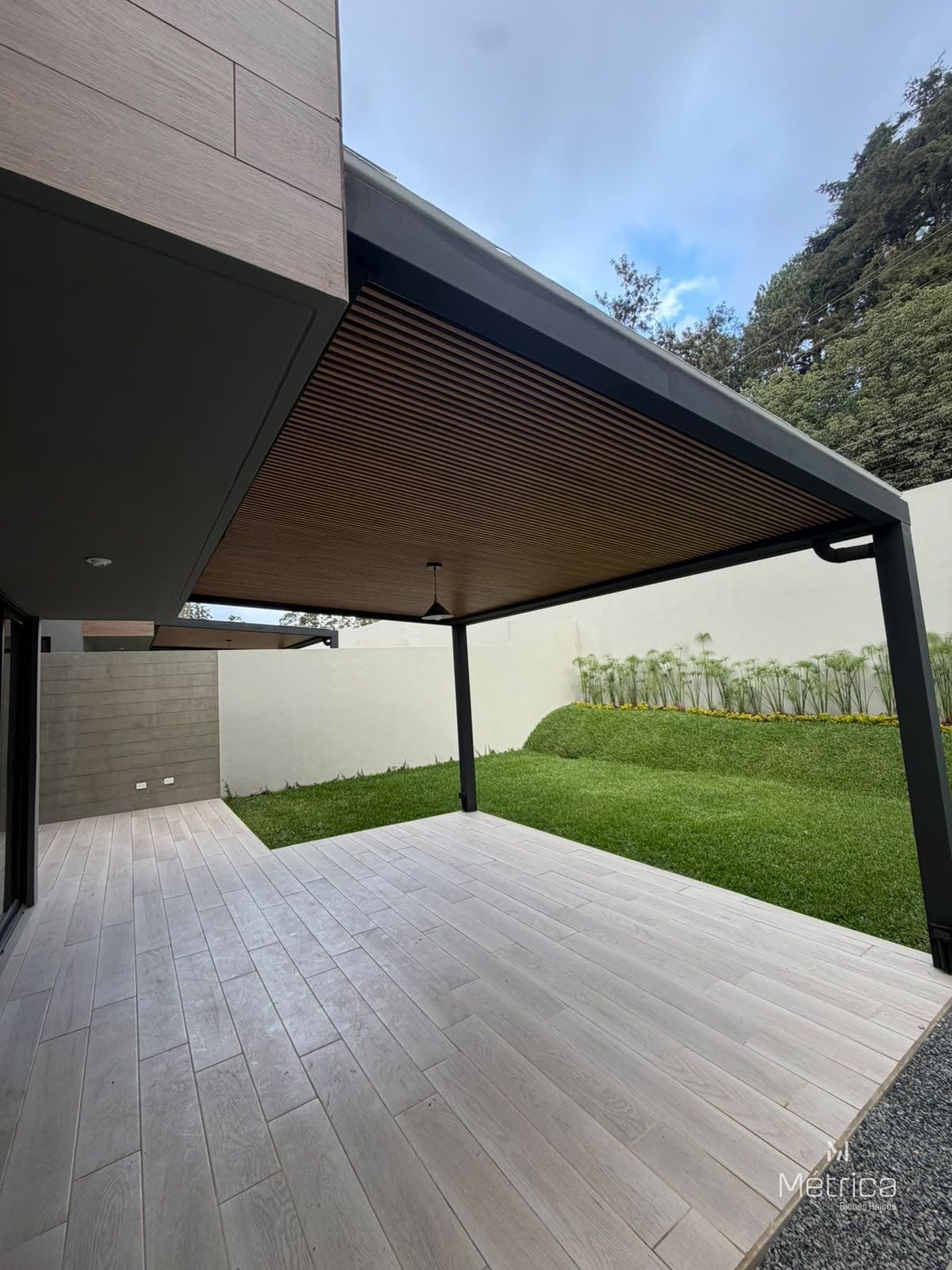 Casa en renta para estrenar en Lugana de San Isidro zona 16 — Casa en Alquiler en Zona 16, Guatemala, Ciudad — foto 17 de 17