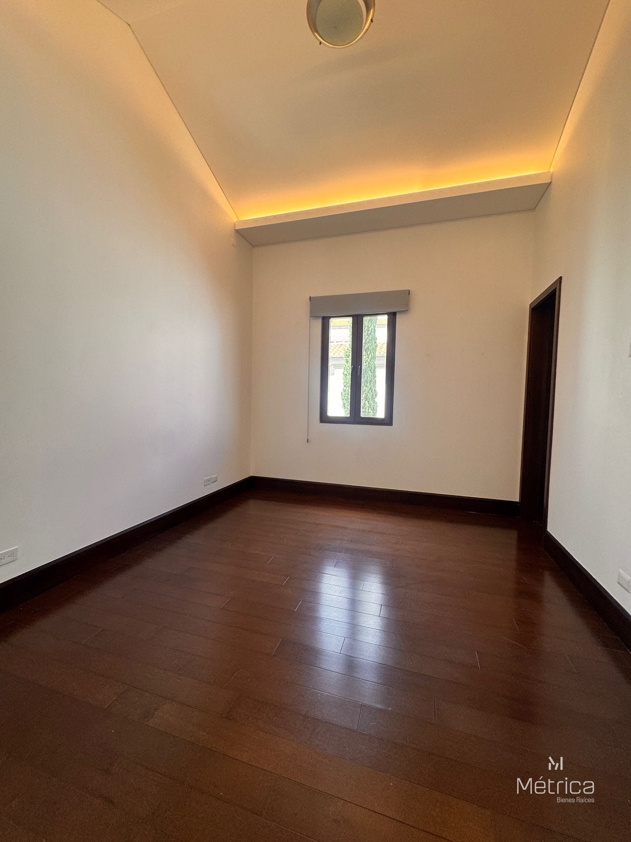 Exclusiva casa en Ramblas de Cayala en Renta — Casa en Alquiler en Ramblas de Cayalá, Zona 16, Guatemala, Ciudad — foto 13 de 17