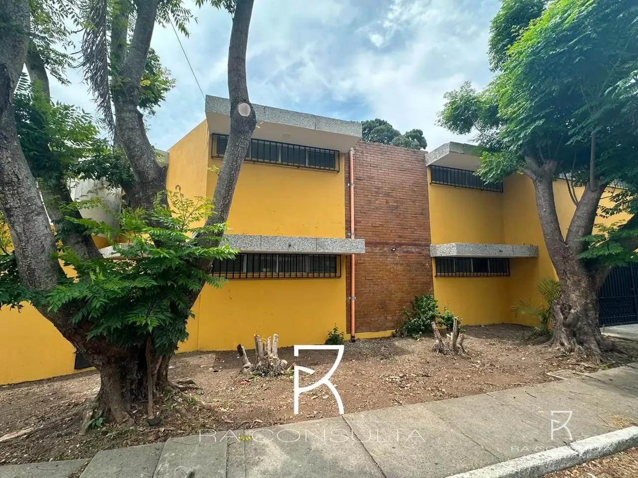 VENDO Hermosa Casa Totalmente Renovada en Colonia Lo De Bran, Zona 3 — Casa en Venta en Zona 3, Guatemala, Ciudad — foto 5 de 6