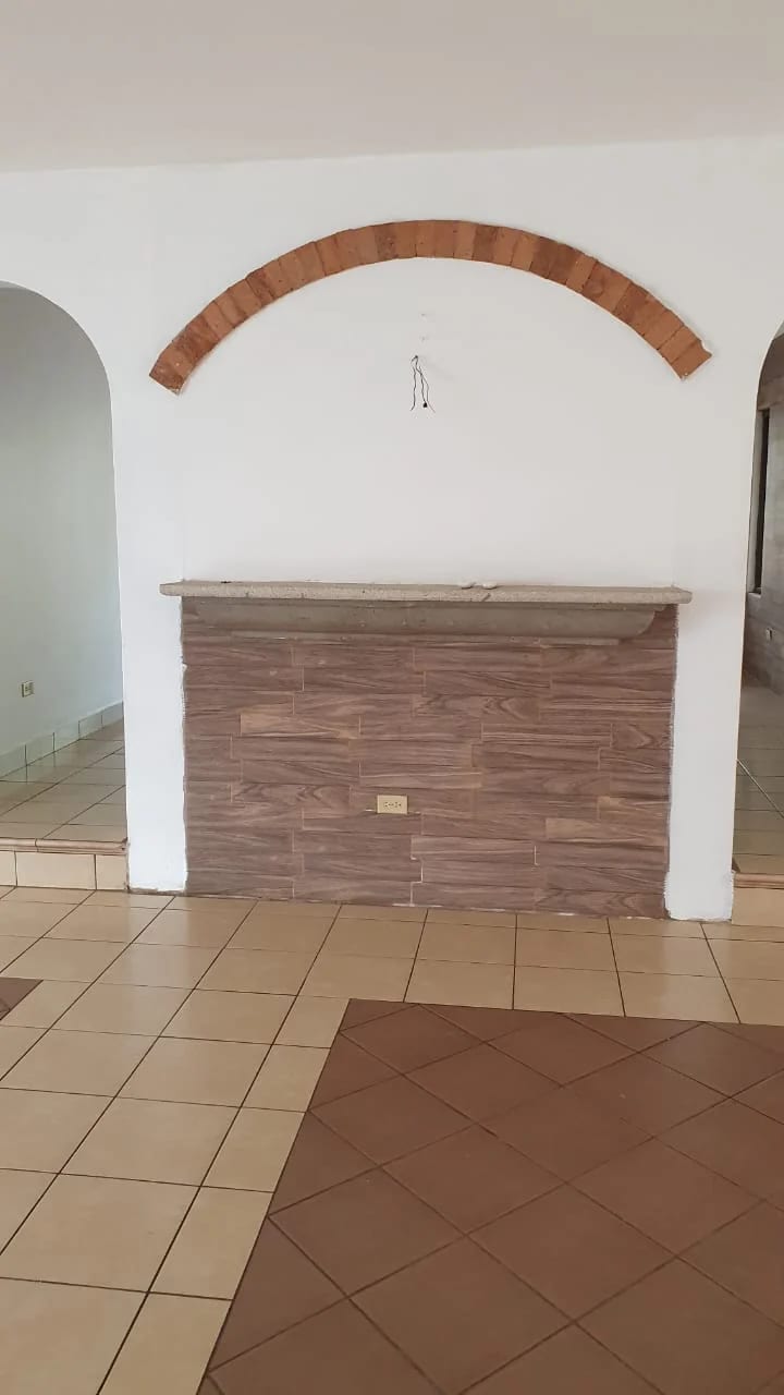 CASA EN VENTA EN ZONA 16 JARDINES DE SAN ISIDRO — Casa en Venta en Jardines de San Isidro, Zona 16, Guatemala, Ciudad — foto 7 de 17
