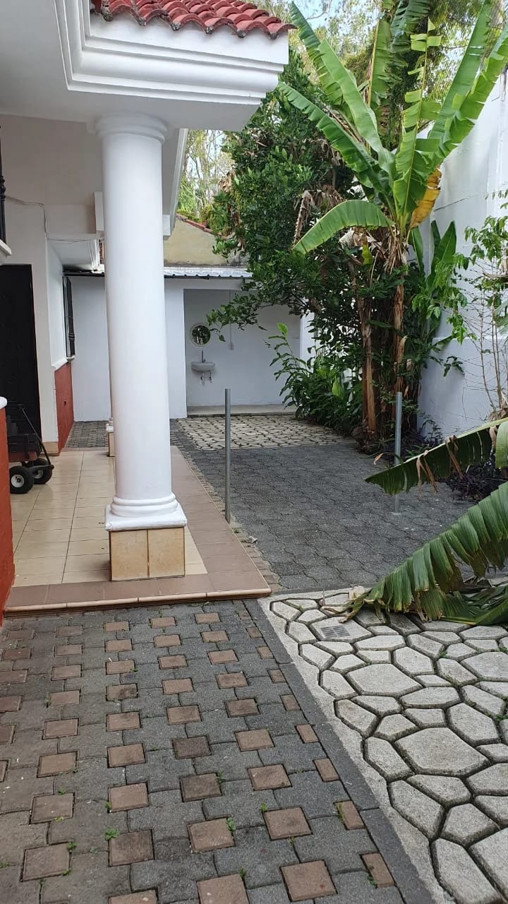 CASA EN VENTA EN ZONA 16 JARDINES DE SAN ISIDRO — Casa en Venta en Jardines de San Isidro, Zona 16, Guatemala, Ciudad — foto 17 de 17
