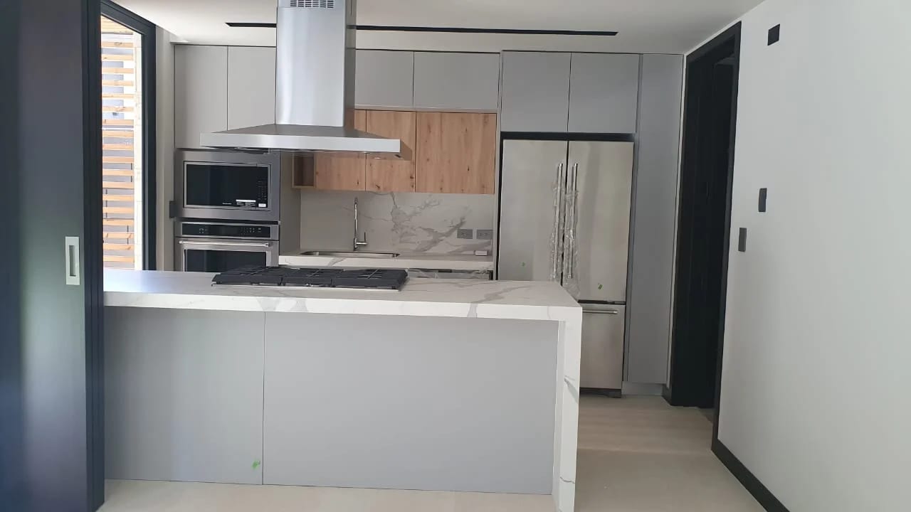 EXCLUSIVAD, TRANQUILIDAD, UBICACIÓN, CASA PARA ESTRENAR EN ALQUILER EN CONDOMINIO ARUNA + 1 — Casa en Alquiler en Carretera a El Salvador, Guatemala, Ciudad — foto 7 de 17