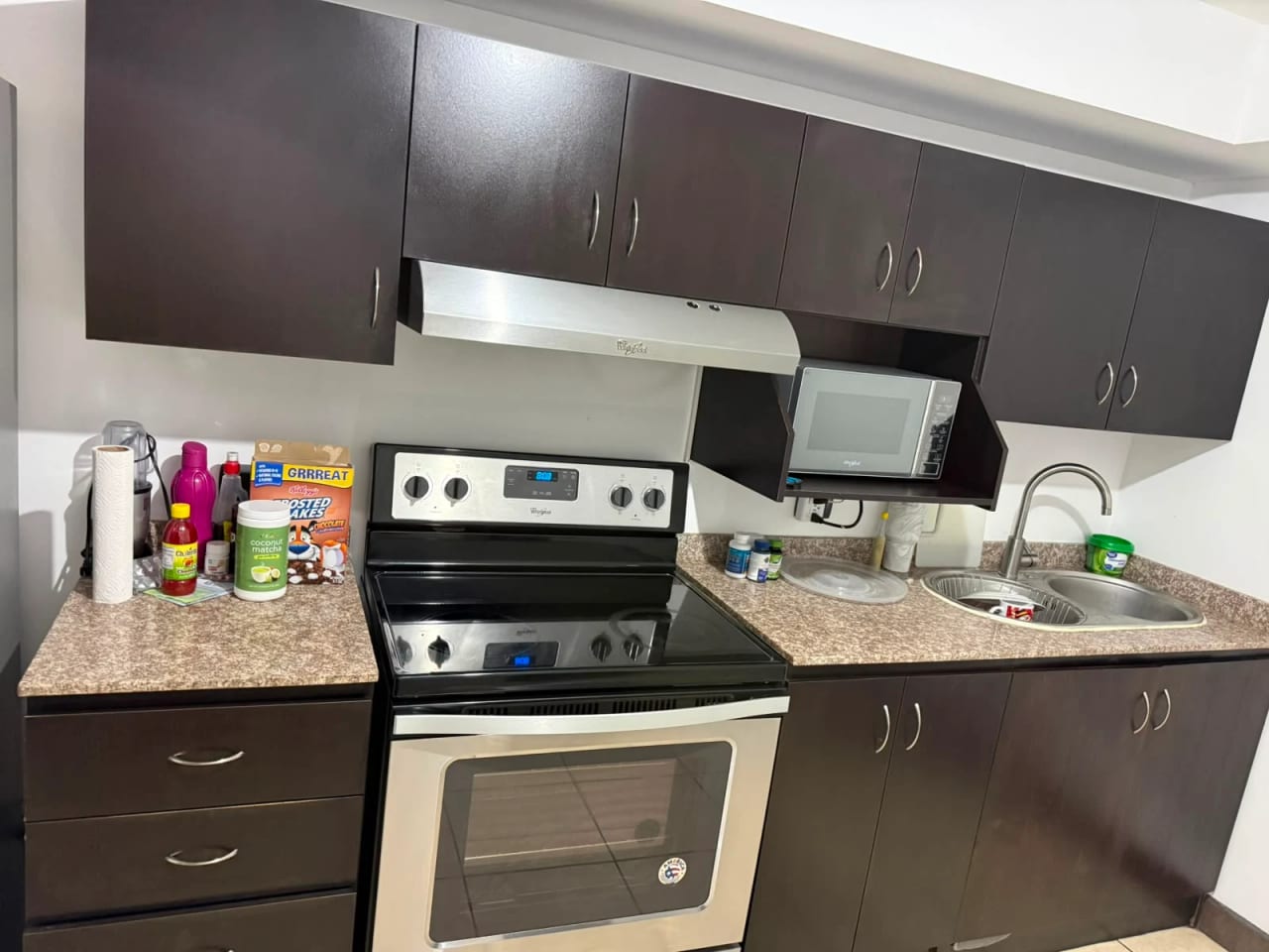 Apartamento en Renta en Bosques de Euskadi Zona 16 — Apartamento en Alquiler en Bosques de Euskadi, Zona 16, Guatemala, Ciudad — foto 9 de 17