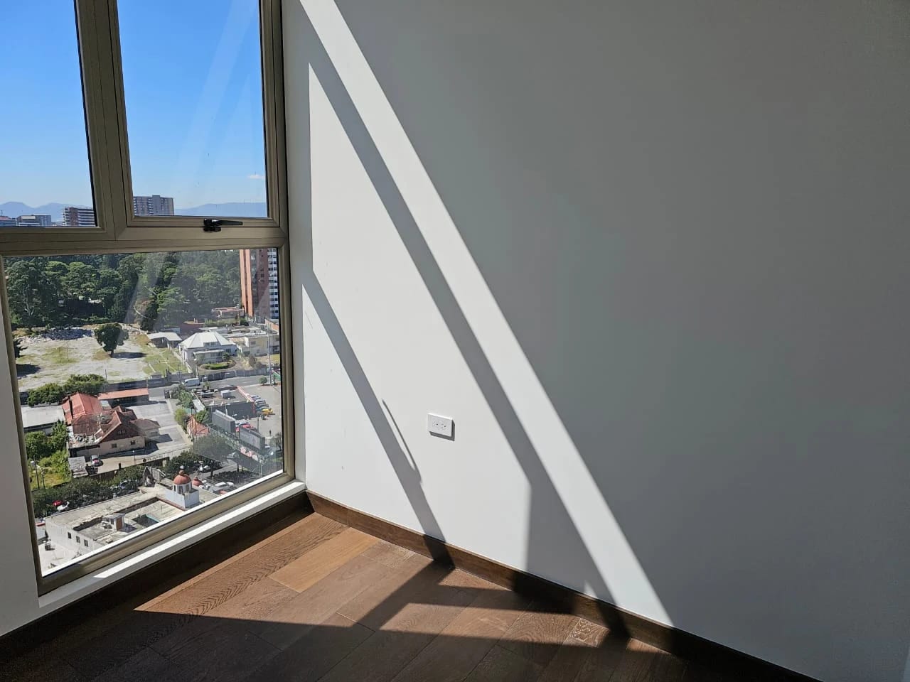 Apartamento en Venta Edificio Atarah Zona 10 para Estrenar — Apartamento en Venta en Atarah, Zona 10, Guatemala, Ciudad — foto 2 de 16