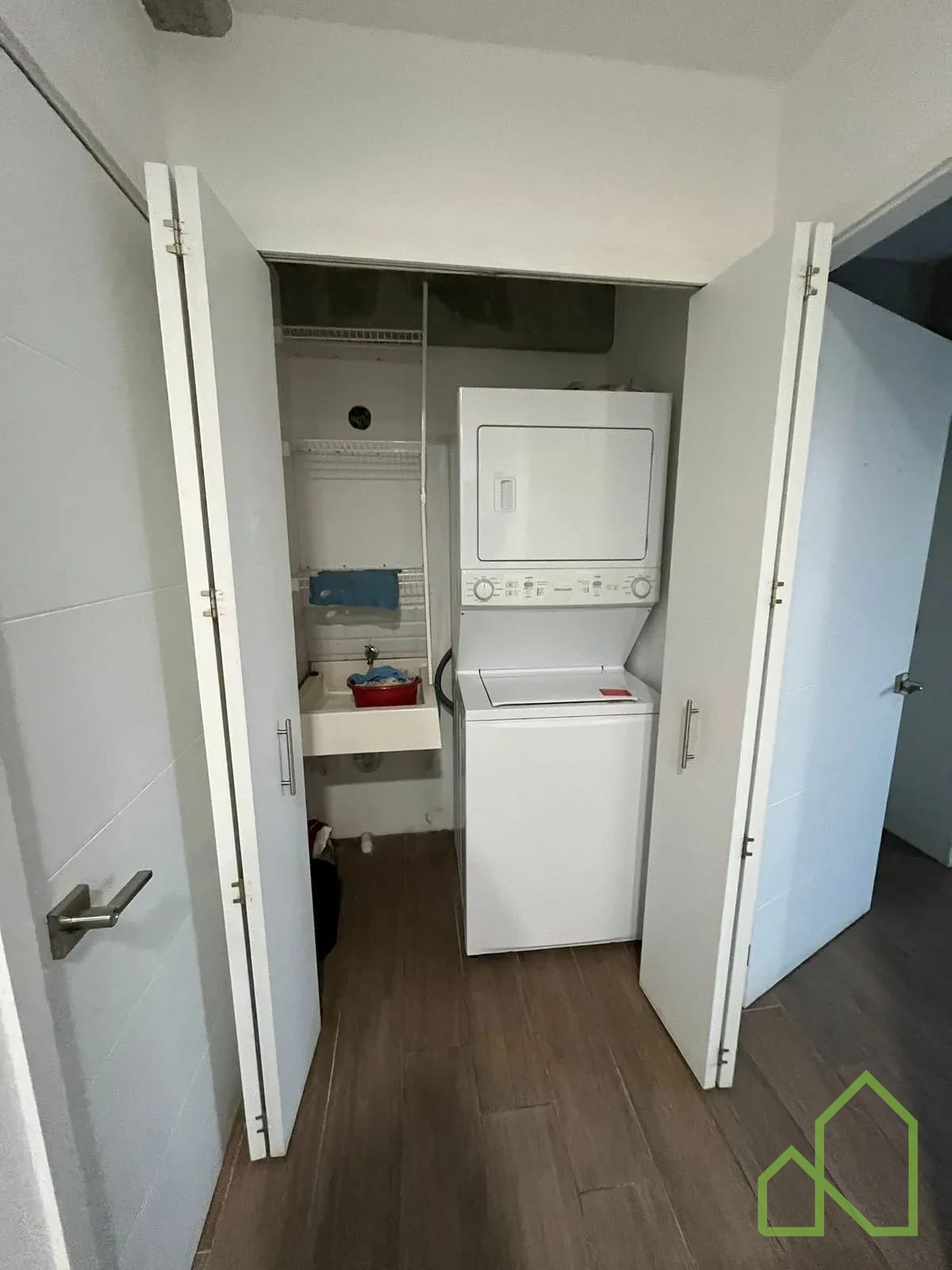 Apartamento en Venta para Inversión en Granat en zona 4 — Apartamento en Venta en Zona 4, Guatemala, Ciudad — foto 13 de 16