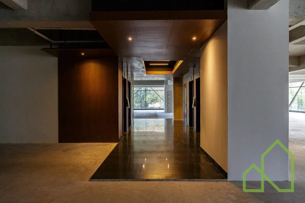 Oficinas en Alquiler Edificio en Avenida Reforma zona 10 — Oficina en Alquiler en Reforma 383, Zona 10, Guatemala, Ciudad — foto 4 de 11
