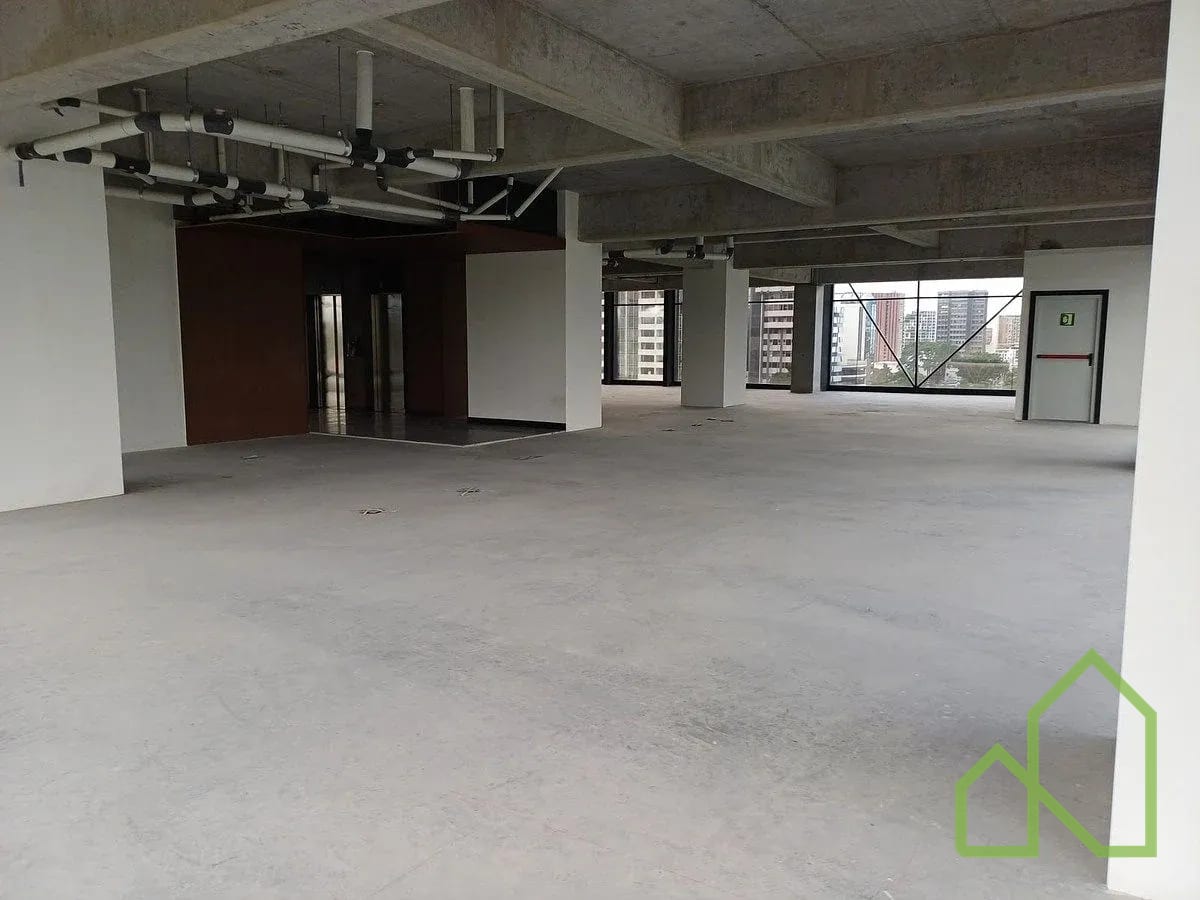 Oficinas en Alquiler Edificio en Avenida Reforma zona 10 — Oficina en Alquiler en Reforma 383, Zona 10, Guatemala, Ciudad — foto 1 de 11