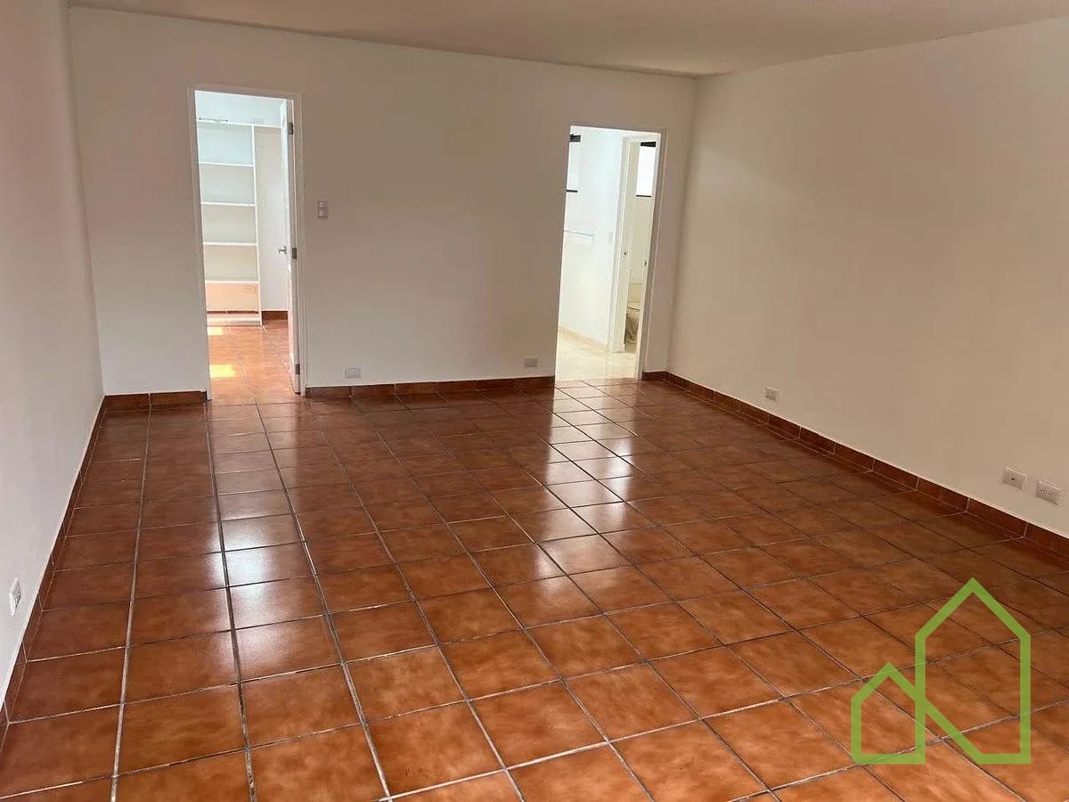 Casa en alquiler Vivienda / Oficina en área La Villa zona 14 — Casa en Alquiler en La Villa, Zona 14, Guatemala, Ciudad — foto 3 de 13