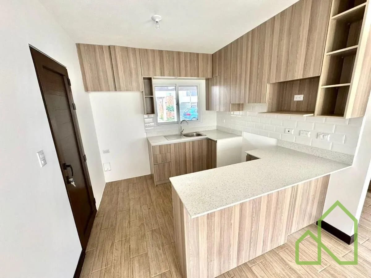 Casa para estrenar en Venta Bosques de Santa Elena, km.25 a Santa Elen — Casa en Venta en Villa Canales, Guatemala, Ciudad — foto 7 de 10