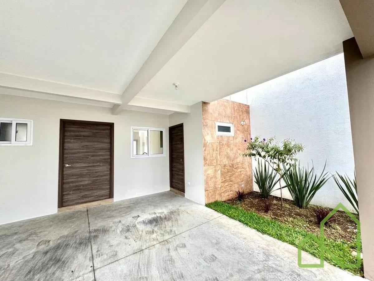 Casa para estrenar en Venta Bosques de Santa Elena, km.25 a Santa Elen — Casa en Venta en Villa Canales, Guatemala, Ciudad — foto 9 de 10