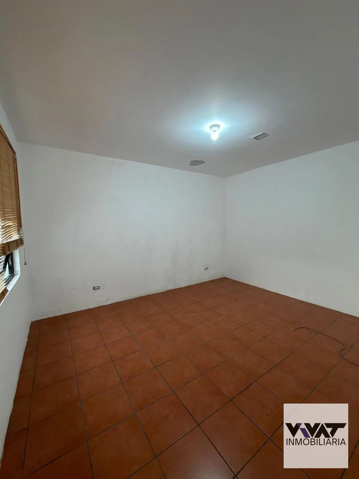 Casa En Renta en Pinares de San Cristóbal, zona 8 de Mixco — Casa en Alquiler en Pinares de San Cristobal, Zona 8 Mixco, Guatemala, Ciudad — foto 10 de 11