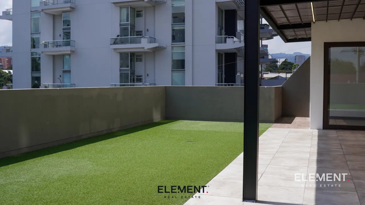 Apartamento con jardín en venta - Marqués de Oakland Zona 10 — Apartamento en Venta en Jardines del Acueducto, Zona 10, Guatemala, Ciudad — foto 10 de 14