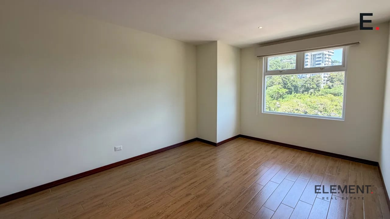 Apartamento en venta - Refugio de Alcalá Z.15 — Apartamento en Venta en El Refugio de Alcalá, Zona 15, Guatemala, Ciudad — foto 4 de 15