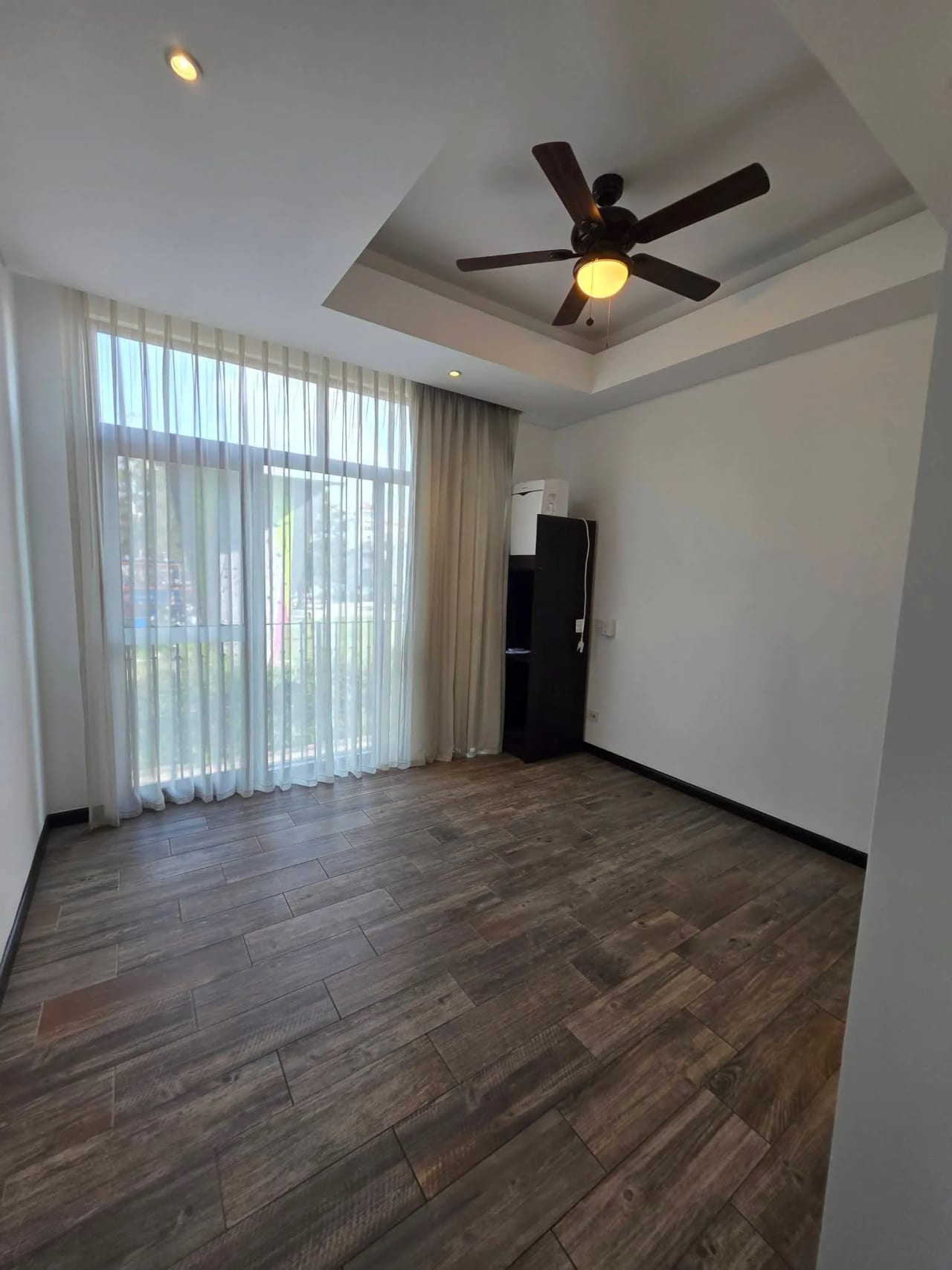 Apartamento en renta, Lirios de Cayalá zona 16 — Apartamento en Alquiler en Lirios de Cayalá I, Zona 16, Guatemala, Ciudad — foto 2 de 8
