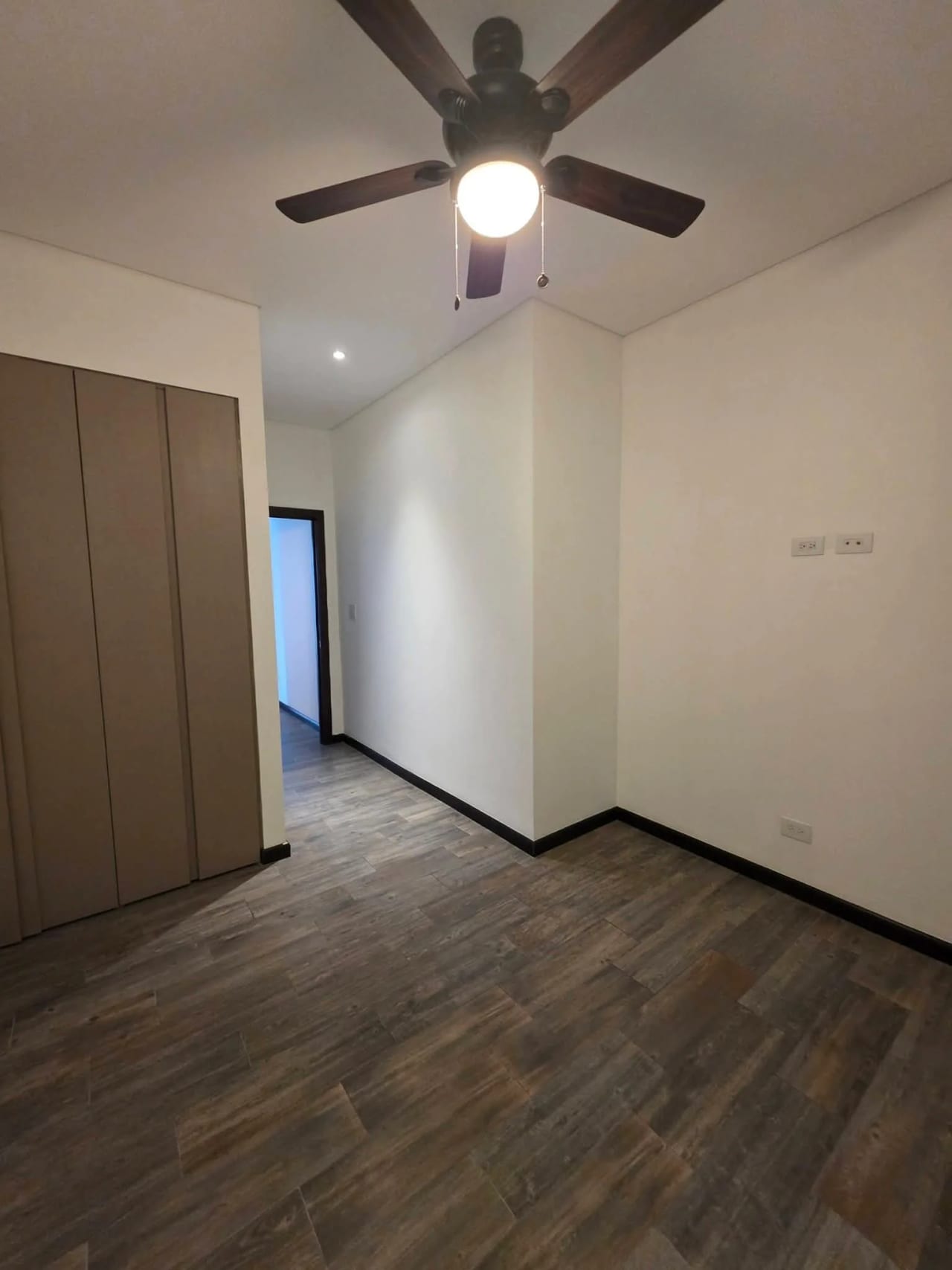 Apartamento en renta, Lirios de Cayalá zona 16 — Apartamento en Alquiler en Lirios de Cayalá I, Zona 16, Guatemala, Ciudad — foto 6 de 8