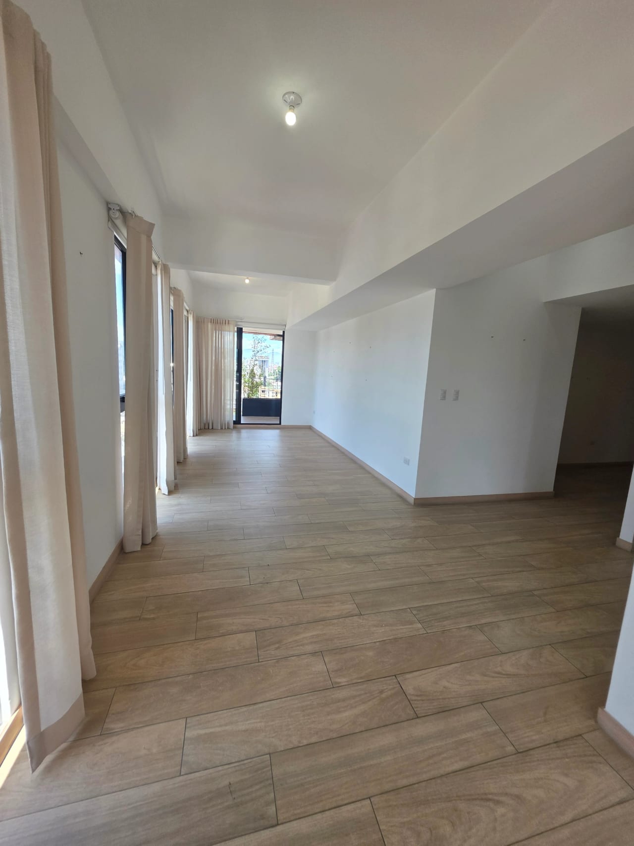 Apartamento en Venta y Renta Meraki 10 — Apartamento en Alquiler en Medika 10, Zona 10, Guatemala, Ciudad — foto 4 de 16