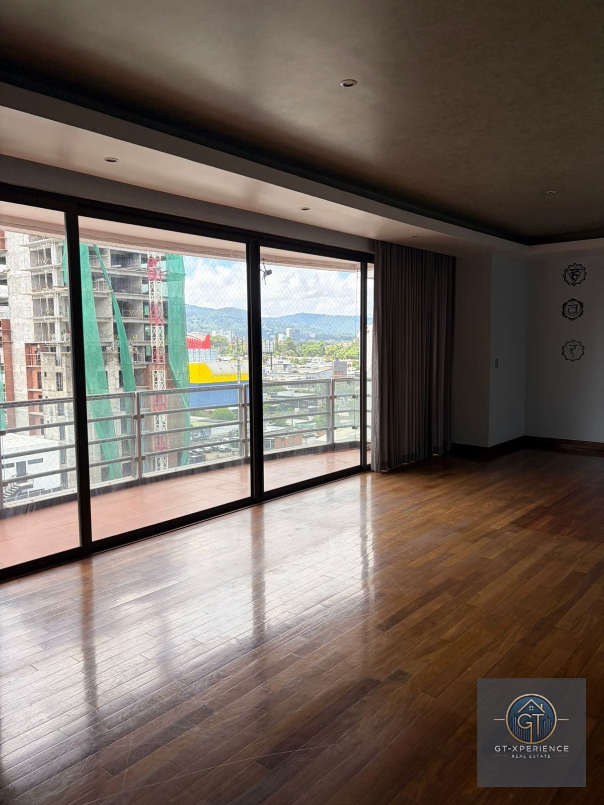 Lindo y amplio apartamento en Zona 10 — Apartamento en Alquiler en Zona 10, Guatemala, Ciudad — foto 10 de 13