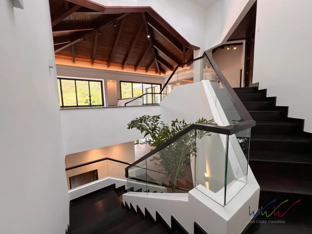 Vendo amplia casa en Oakland, zona 10 — Casa en Venta en Oakland I, Zona 10, Guatemala, Ciudad — foto 7 de 15