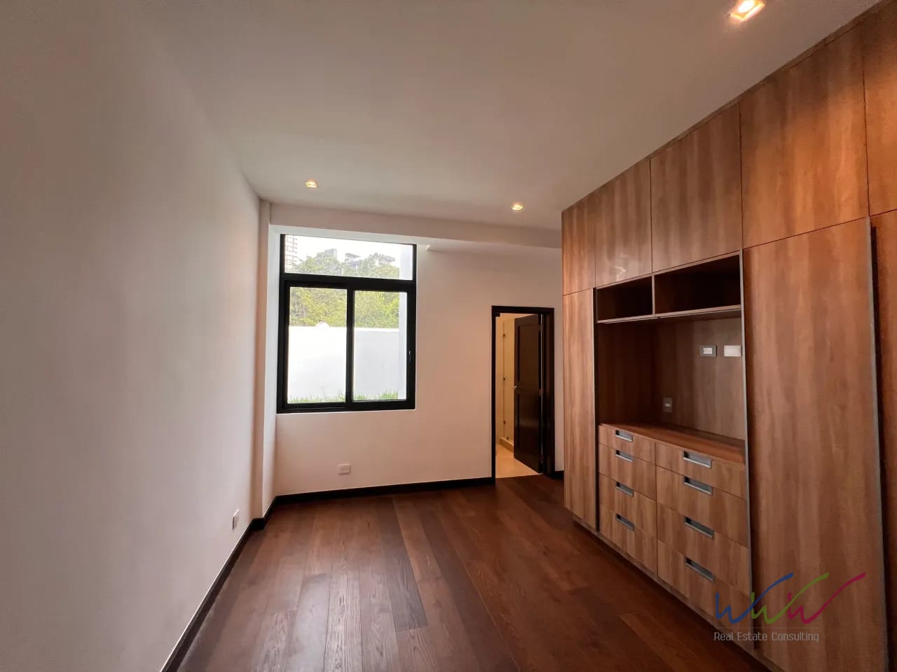 Vendo amplia casa para estrenar en Oakland, zona 10 — Casa en Venta en Oakland I, Zona 10, Guatemala, Ciudad — foto 12 de 14