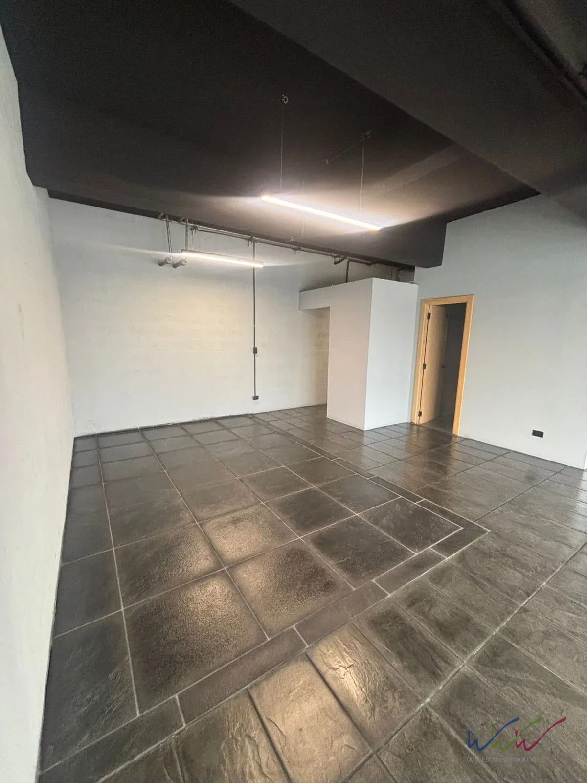 Vendo/rento oficina 168 m2 en Edificio 01010, Zona 10 — Oficina en Venta en Edificio 01010 (Cero Diez Diez), Zona 10, Guatemala, Ciudad — foto 7 de 13
