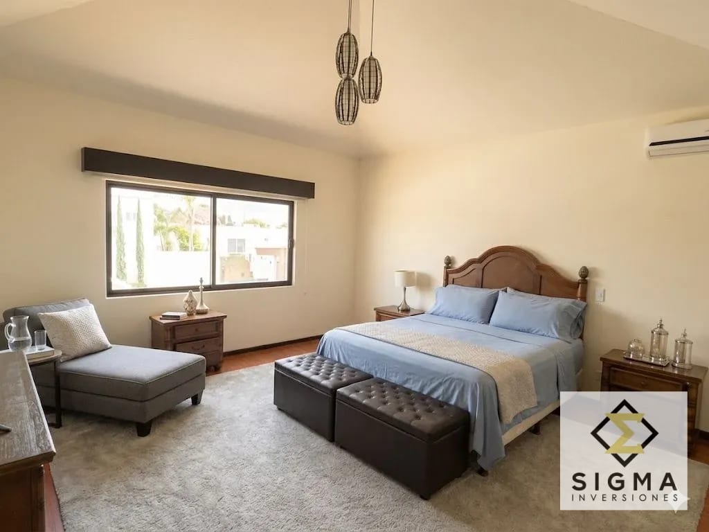 EN VENTA: Preciosa casa en Zona 7 Mixco, Las Luces del Encinal — Casa en Venta en Zona 7 Mixco, Guatemala, Ciudad — foto 3 de 15