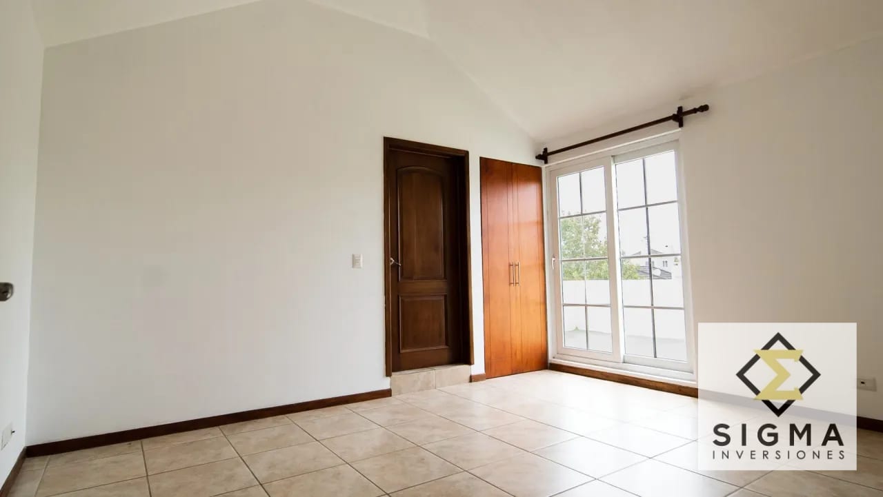 Casa en venta Fraijanes km 21.5, 5 hab, alquilada con ingreso — Casa en Venta en Villas de Entreverdes, Carretera a El Salvador, Guatemala, Ciudad — foto 14 de 17