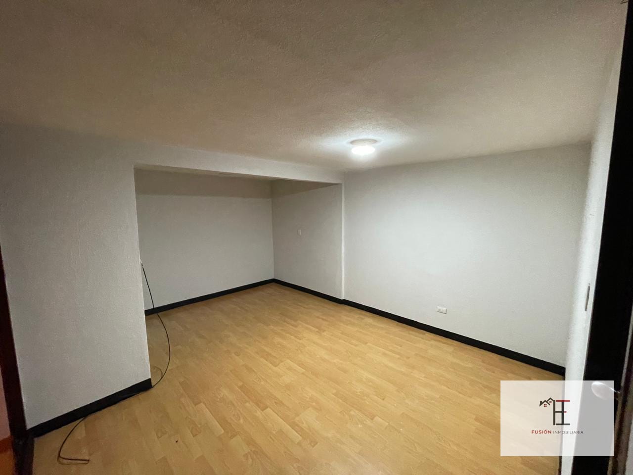 Vendo casa en Prados de Monte María zona 12. Dentro de garita, para vivienda u oficina a puerta cerrada — Casa en Venta en Prados de Monte María, Zona 12, Guatemala, Ciudad — foto 3 de 6