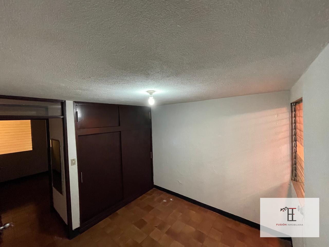 Vendo casa en Prados de Monte María zona 12. Dentro de garita, para vivienda u oficina a puerta cerrada — Casa en Venta en Prados de Monte María, Zona 12, Guatemala, Ciudad — foto 4 de 6