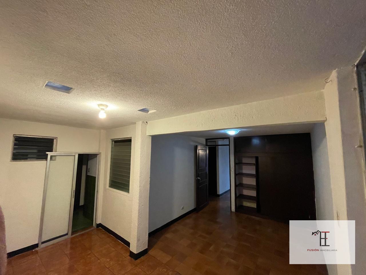 Vendo casa en Prados de Monte María zona 12. Dentro de garita, para vivienda u oficina a puerta cerrada — Casa en Venta en Prados de Monte María, Zona 12, Guatemala, Ciudad — foto 5 de 6