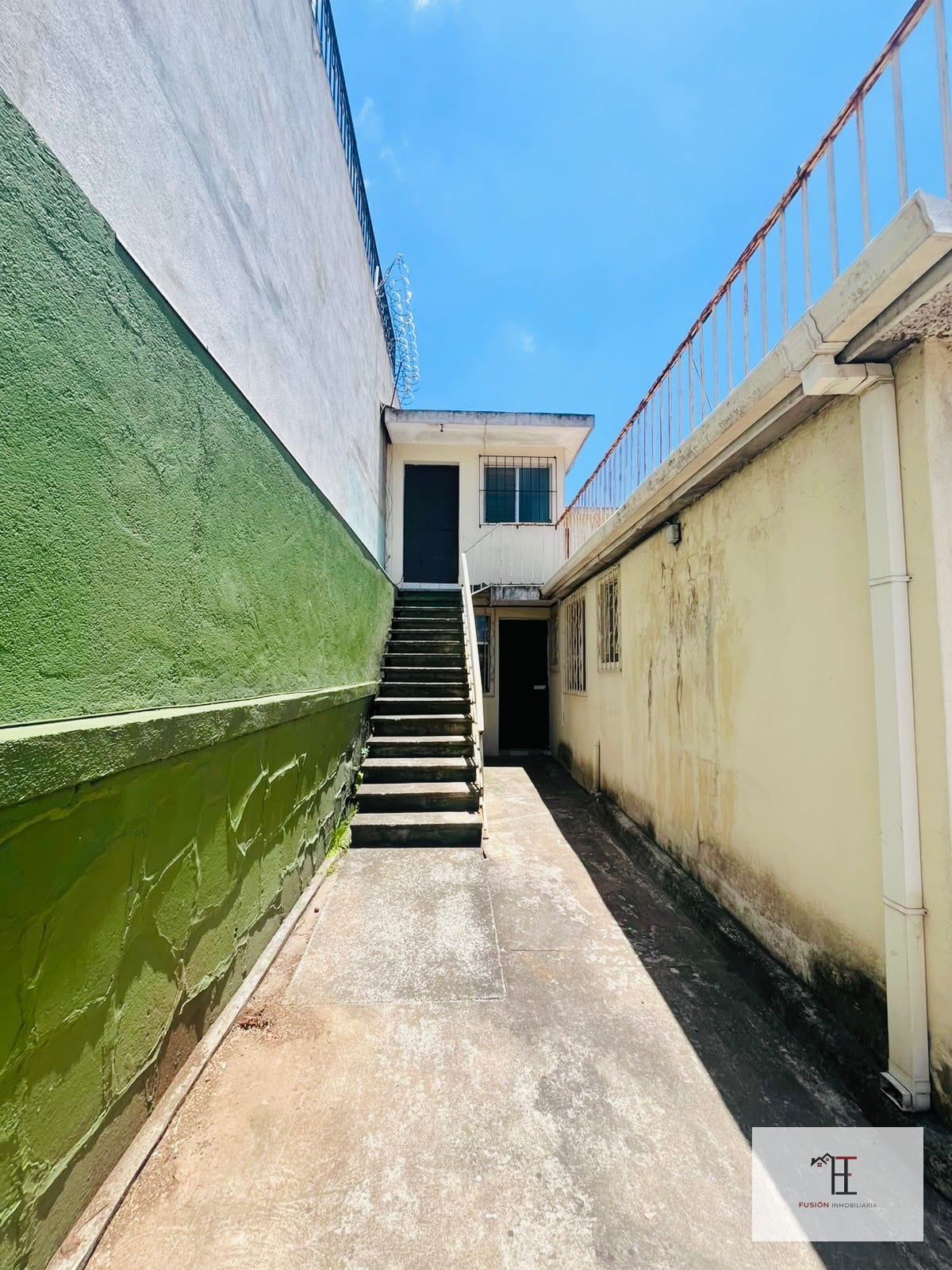 Rento Amplia Casa para Oficinas – Zona 15, el Maestro — Oficina en Alquiler en El Maestro II, Zona 15, Guatemala, Ciudad — foto 3 de 9