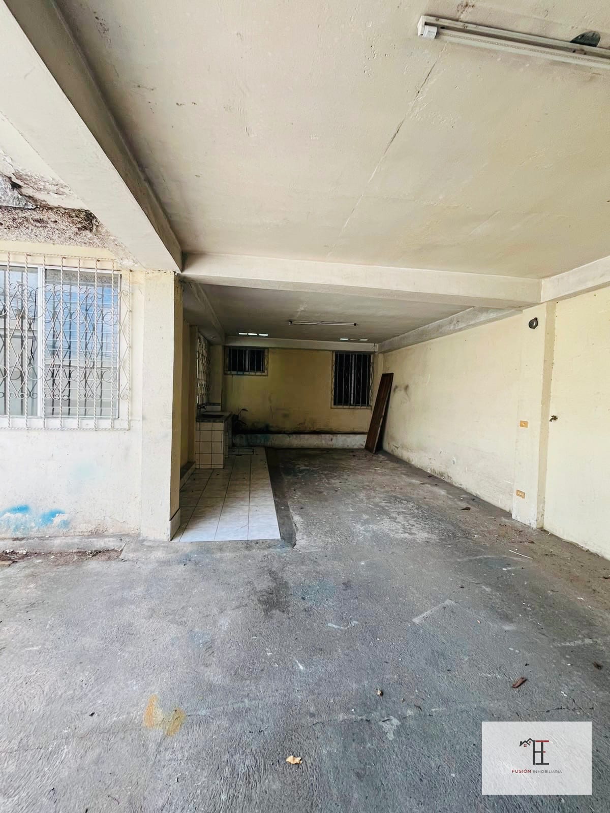 Rento Amplia Casa para Oficinas – Zona 15, el Maestro — Oficina en Alquiler en El Maestro II, Zona 15, Guatemala, Ciudad — foto 8 de 9