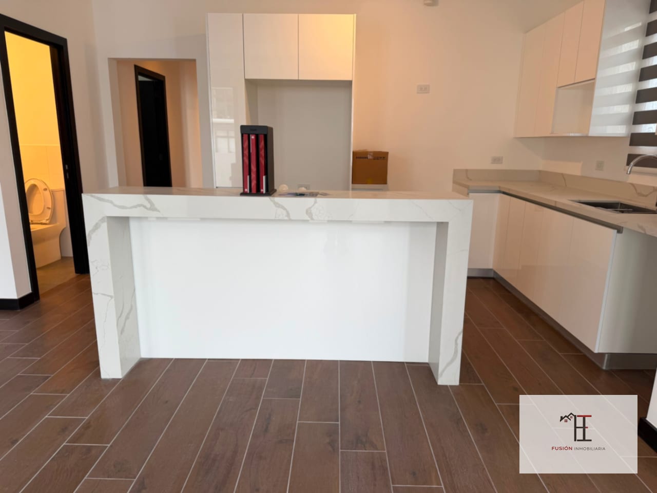 Rento apartamento para estrenar en Lirios de Cayalá 4, zona 16 — Apartamento en Alquiler en Lirios de Cayalá IV, Zona 16, Guatemala, Ciudad — foto 3 de 12