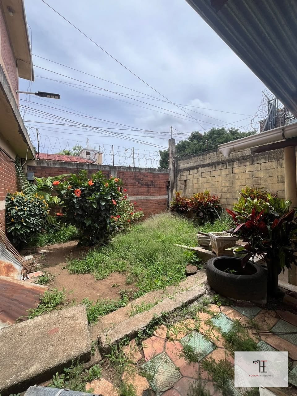 Vendo casa en Colonia lavarreda zona 18 — Casa en Venta en Zona 18, Guatemala, Ciudad — foto 1 de 14