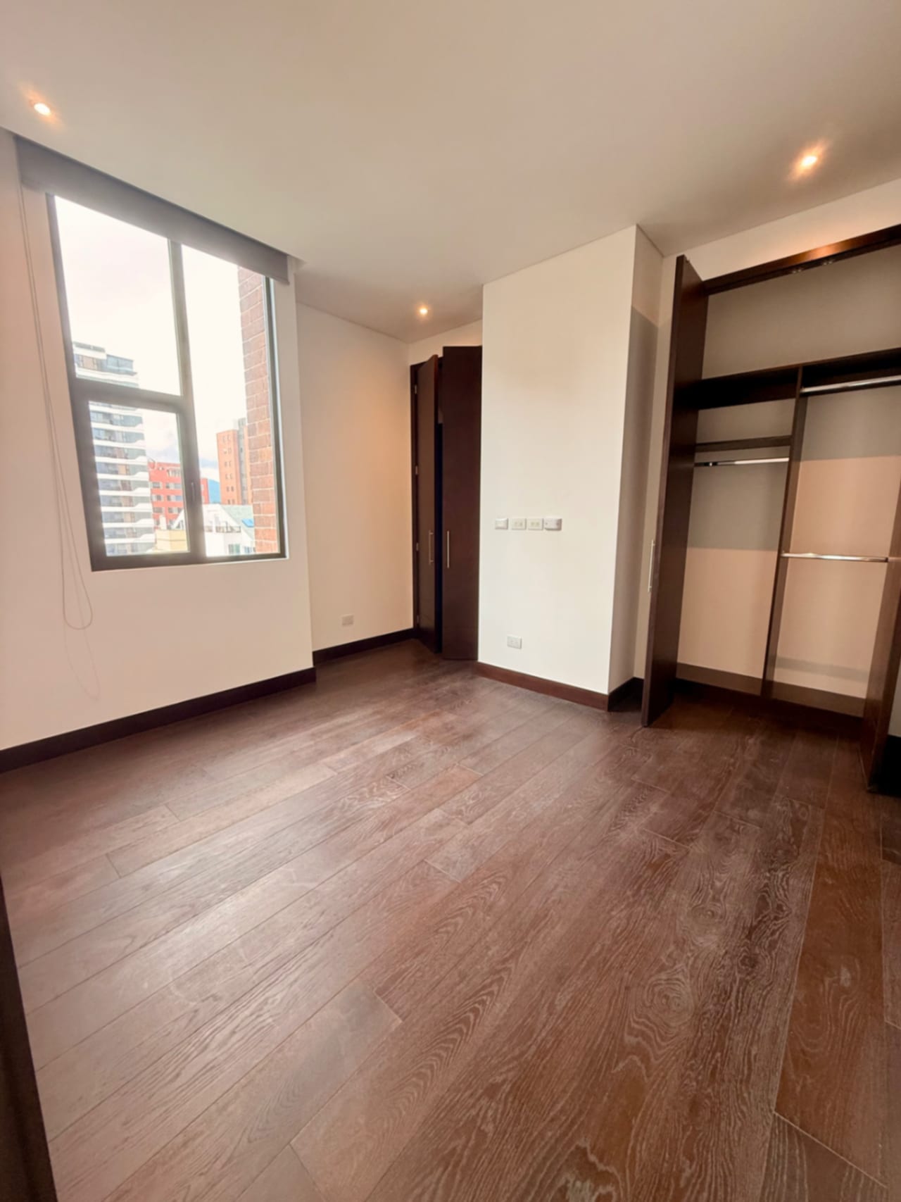 Moderno Apartamento en Renta/venta Zona 14 — Apartamento en Alquiler en Zona 14, Guatemala, Ciudad — foto 7 de 17