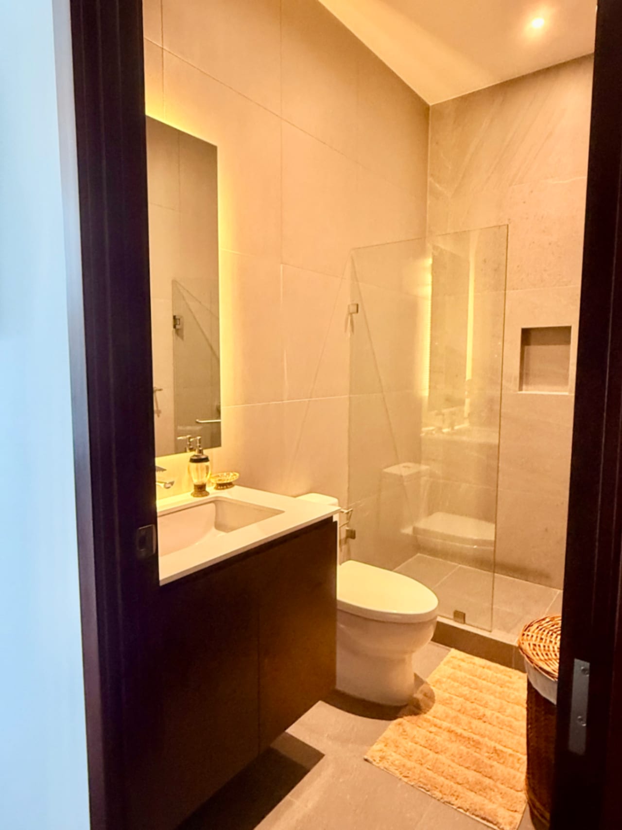 Apartamento Amueblado Renta/venta Zona 14 — Apartamento en Alquiler en Zona 14, Guatemala, Ciudad — foto 10 de 17