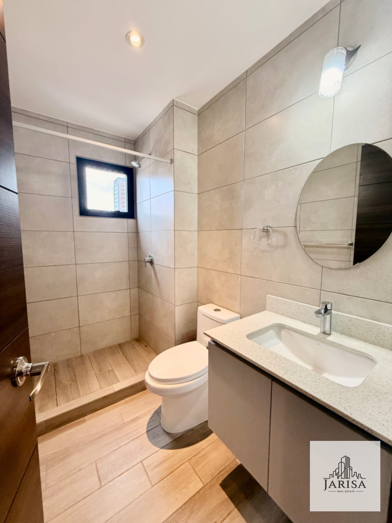 Apartamento Amueblado Zona 10 — Apartamento en Alquiler en Zona 10, Guatemala, Ciudad — foto 8 de 17