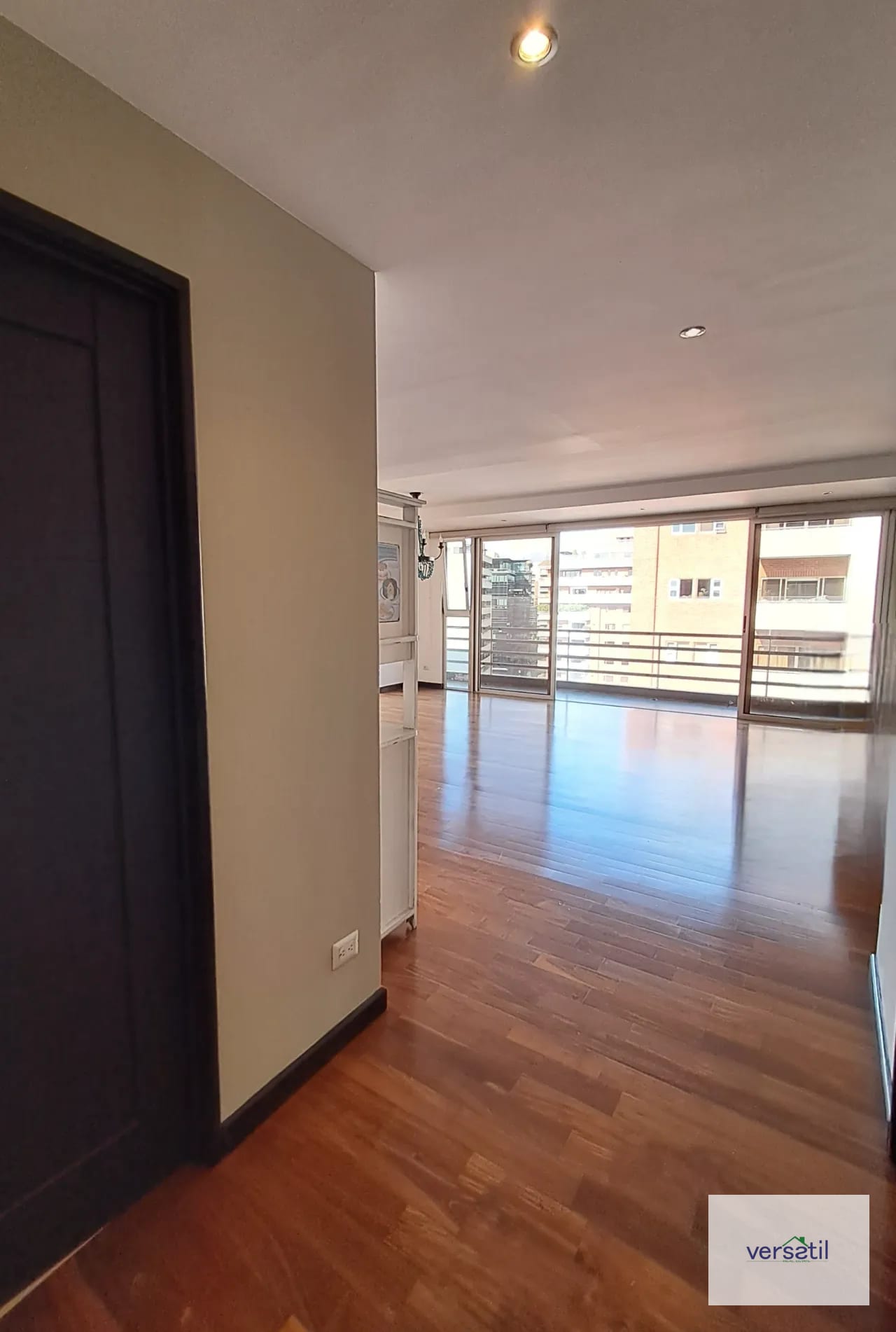 Hermoso Apartamento NIVEL ALTO venta zona 10 — Apartamento en Venta en Aria, Zona 10, Guatemala, Ciudad — foto 1 de 17