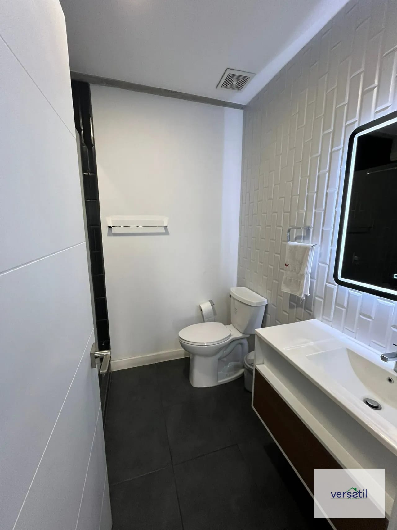 Bello Apartamento en Venta/ Con Inquilino — Apartamento en Venta en Granat, Zona 4, Guatemala, Ciudad — foto 9 de 13