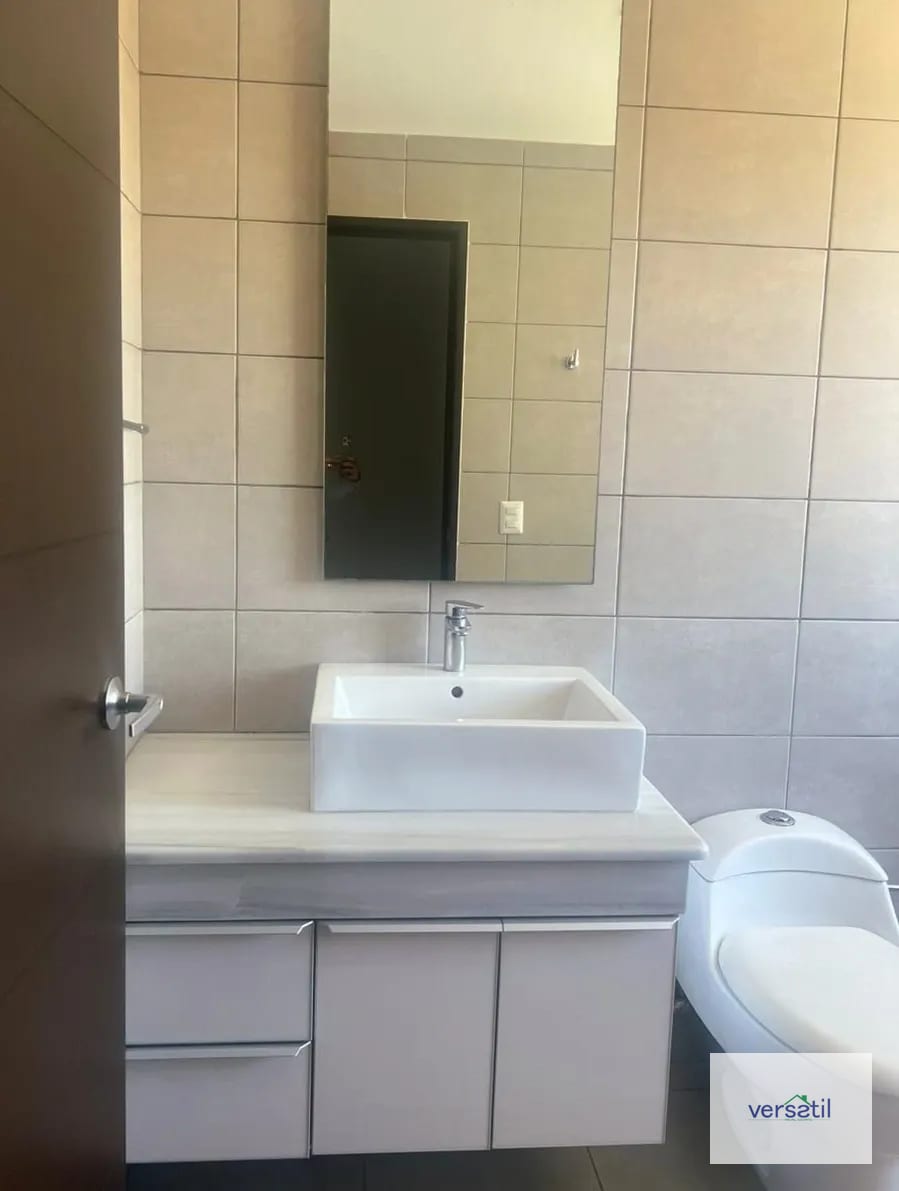 Enorme APARTAMENTO en alquiler ATTICA — Apartamento en Alquiler en Attica II, Zona 14, Guatemala, Ciudad — foto 12 de 17