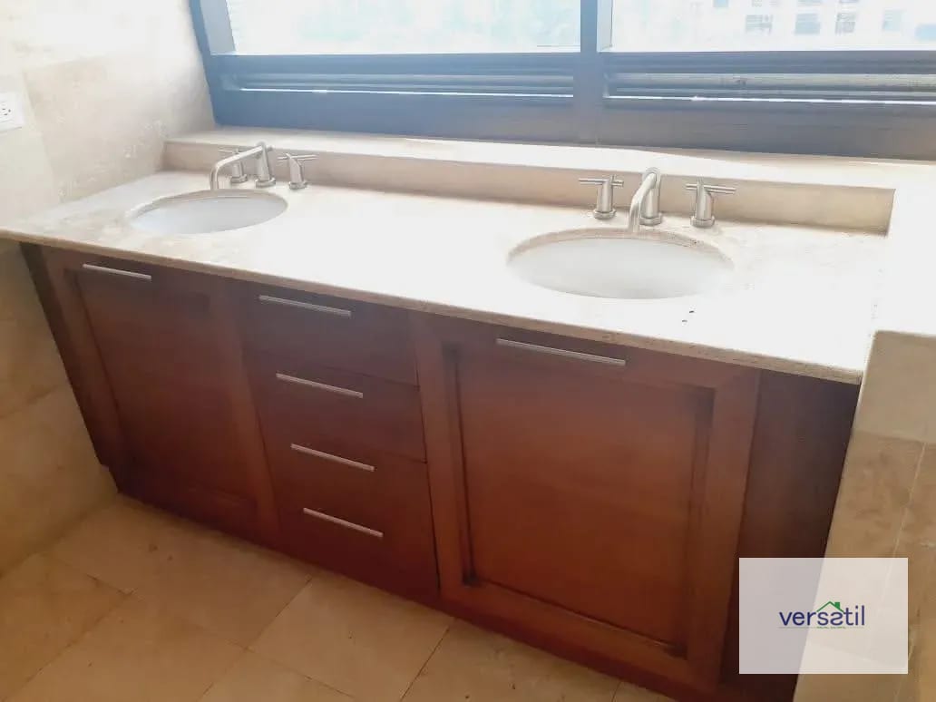 Espectacular Apartamento en Alquiler TIFFANY II zona 10 — Apartamento en Alquiler en Tiffany II, Zona 10, Guatemala, Ciudad — foto 13 de 14