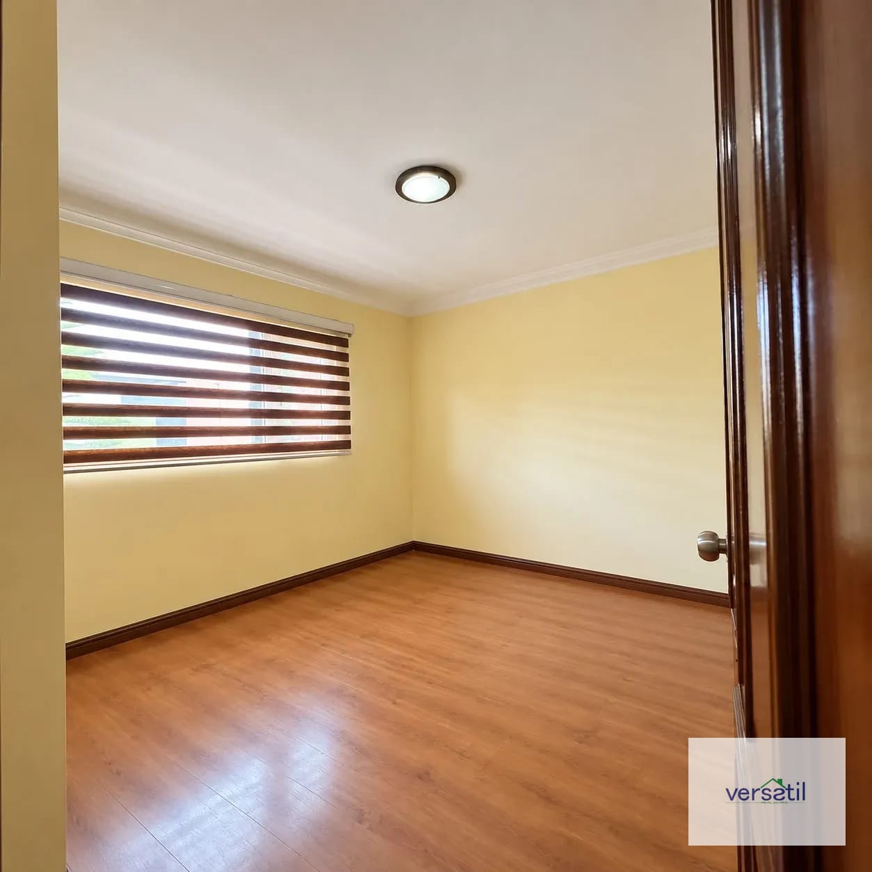 En venta linda casa en Los Manantiales — Casa en Venta en San José Pinula, Guatemala, Ciudad — foto 3 de 12