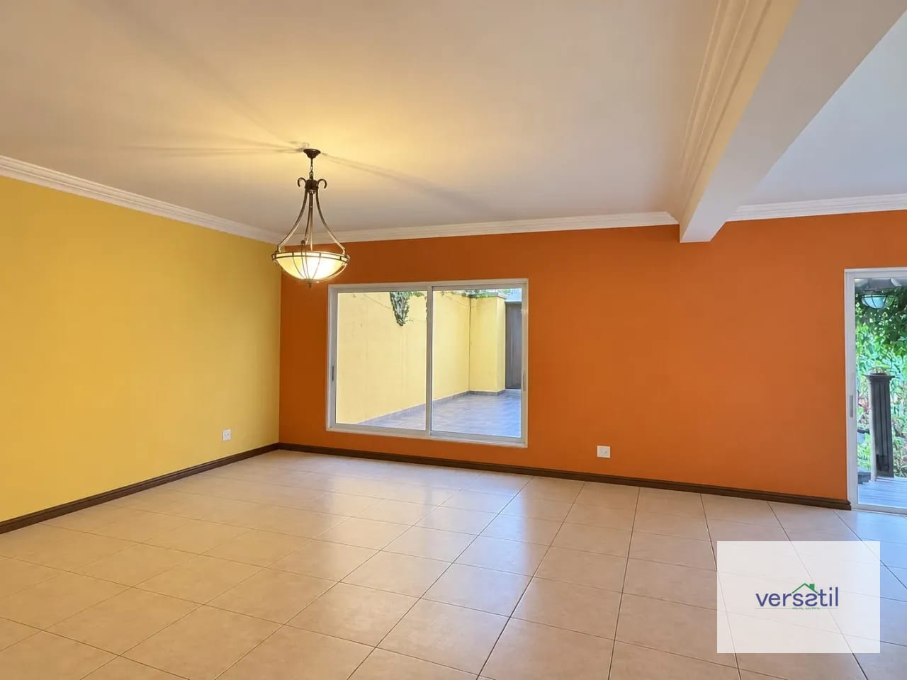 En venta linda casa en Los Manantiales — Casa en Venta en San José Pinula, Guatemala, Ciudad — foto 10 de 12