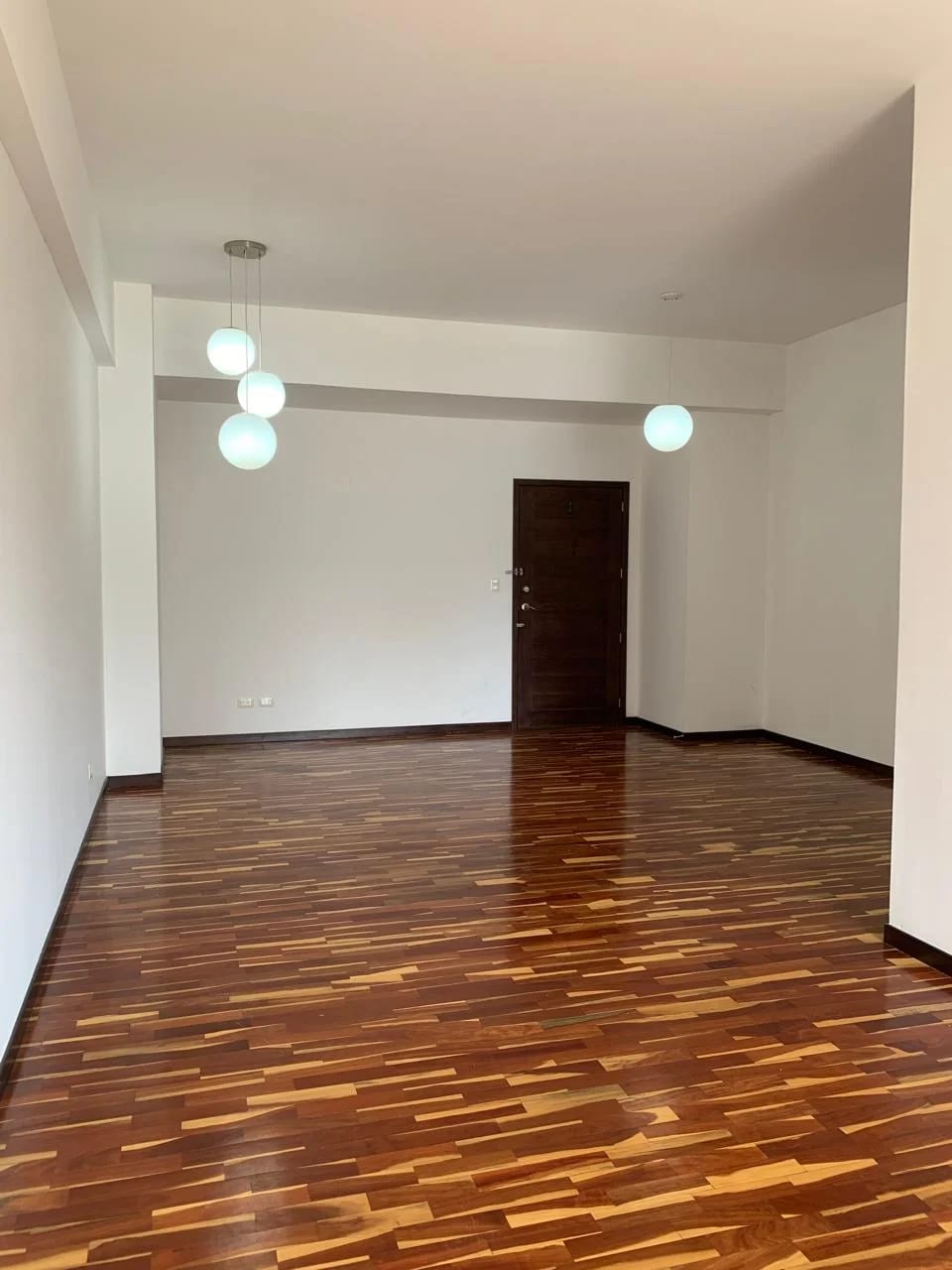 Apto en renta en zona 14!! — Apartamento en Alquiler en Zona 14, Guatemala, Ciudad — foto 3 de 9