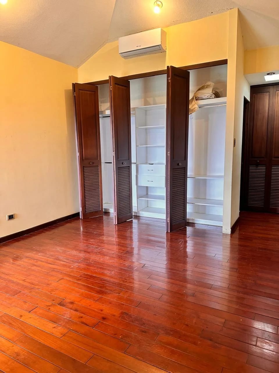 Casa en renta en zona 15!! — Apartamento en Alquiler en Zona 15, Guatemala, Ciudad — foto 4 de 8