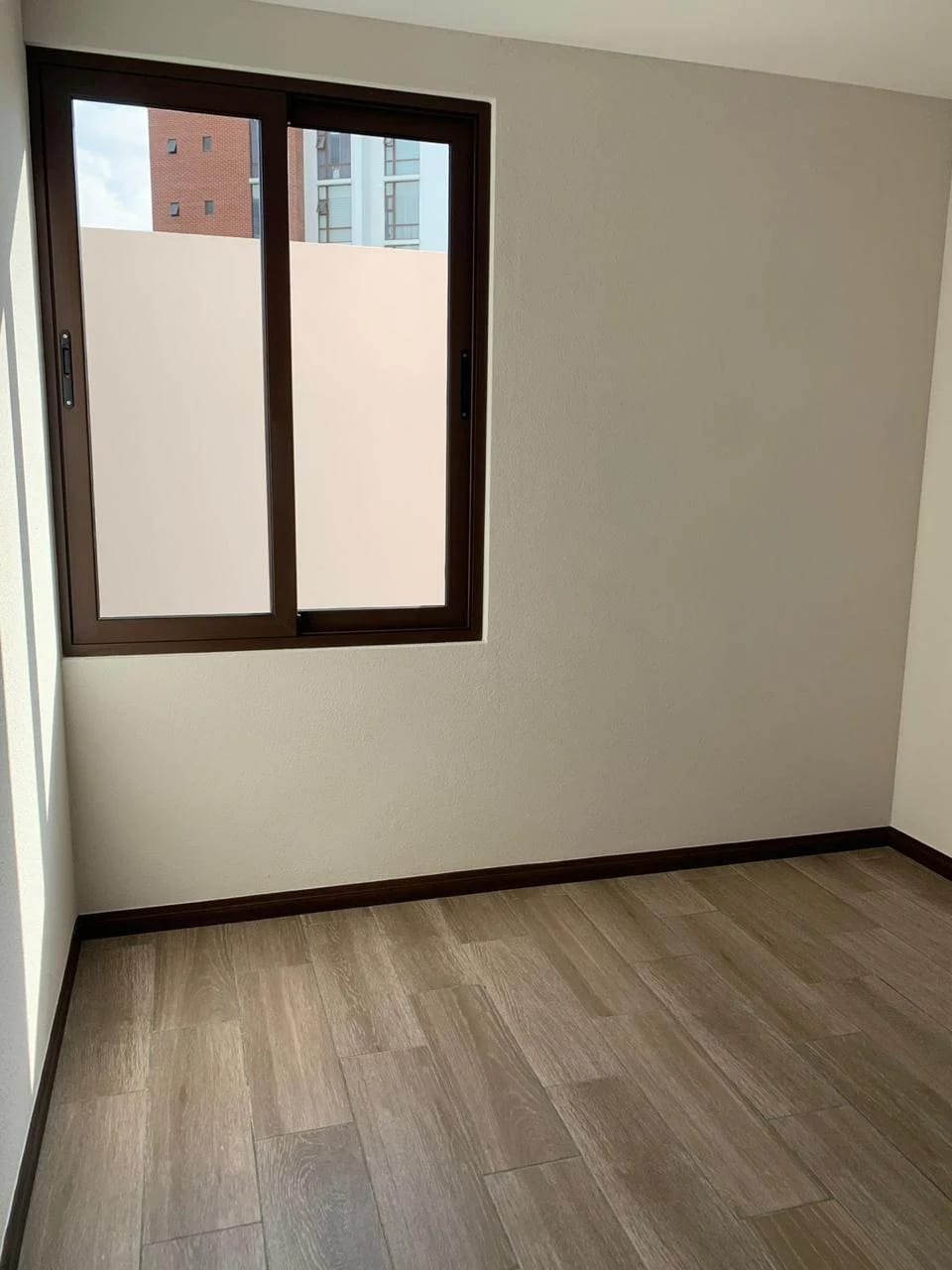 Apto en venta en zona 16 — Apartamento en Venta en Zona 16, Guatemala, Ciudad — foto 2 de 6