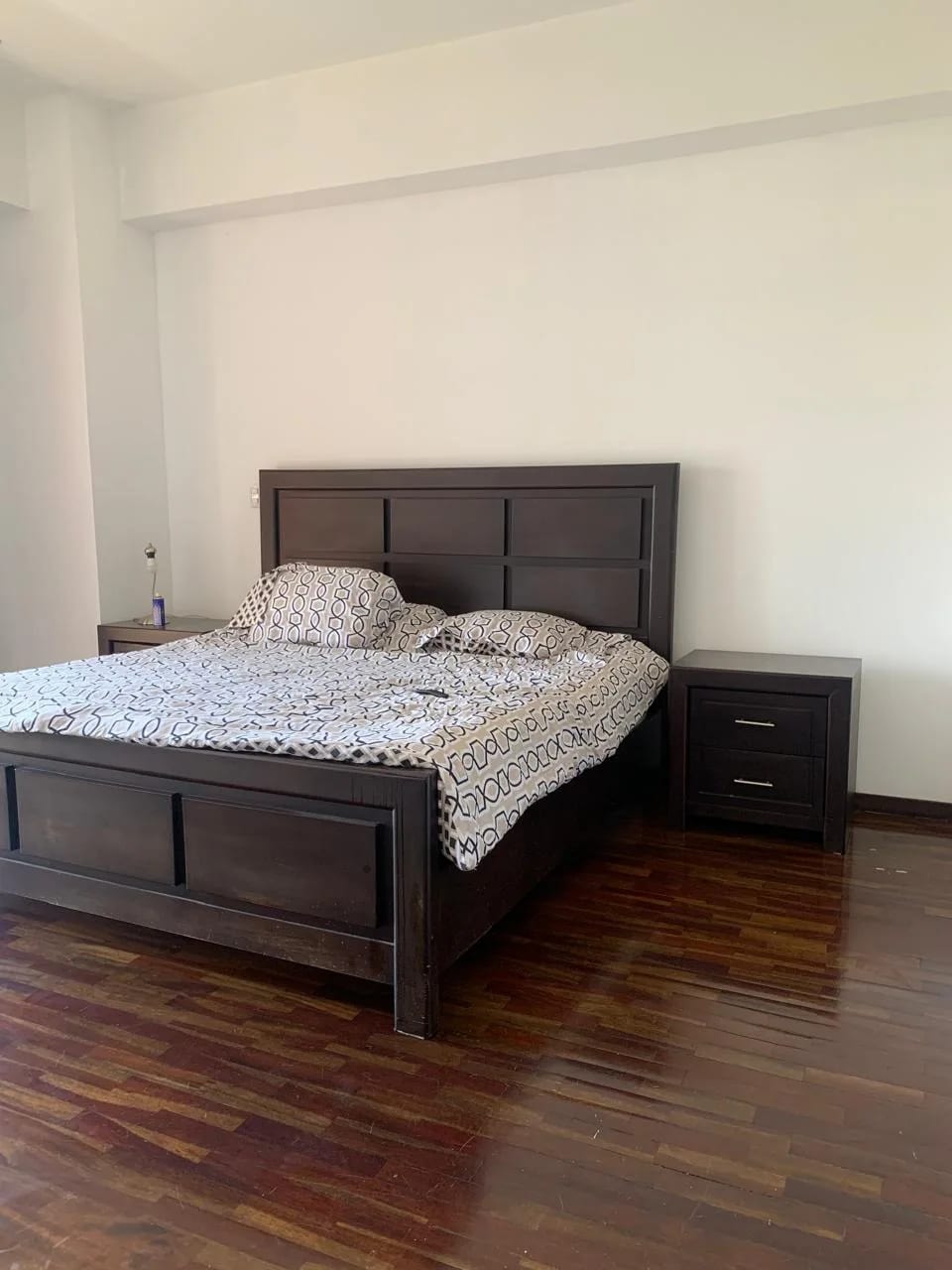 Apto en renta en zona 14 — Apartamento en Alquiler en Zona 14, Guatemala, Ciudad — foto 7 de 8