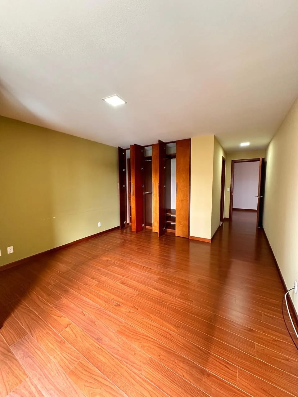 Apto en renta en zona 15 — Apartamento en Alquiler en Zona 15, Guatemala, Ciudad — foto 8 de 12