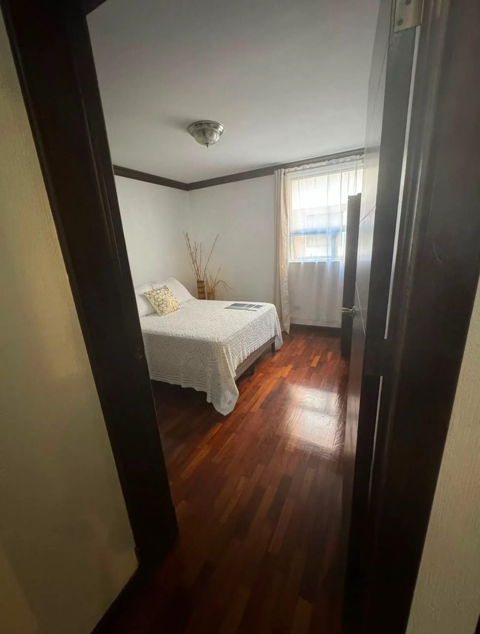 Se alquila apartamento en Zona 14 (Es un edificio antiguo sin amenidades) — Apartamento en Alquiler en Zona 14, Guatemala, Ciudad — foto 4 de 6
