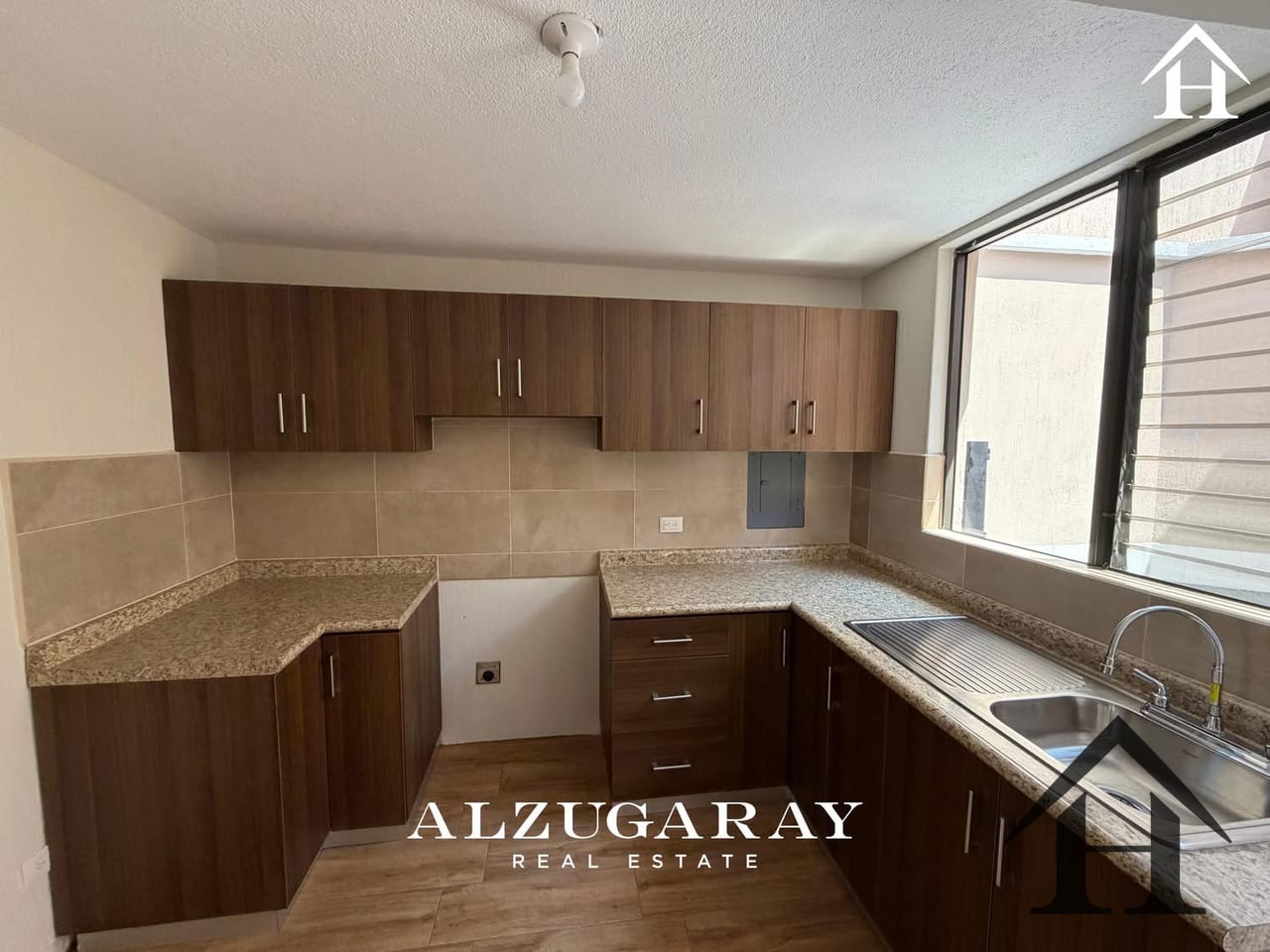Casa en condominio zona 13 — Casa en Alquiler en Zona 13, Guatemala, Ciudad — foto 5 de 13